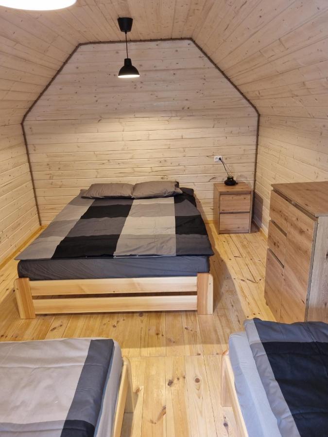 Domki Pod Debami Pobierowo Exteriör bild